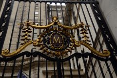 06-1 Gold M Entrance Gate To The Private Metropolitan Club At 1 E 60 St Upper East Side New York City.jpg